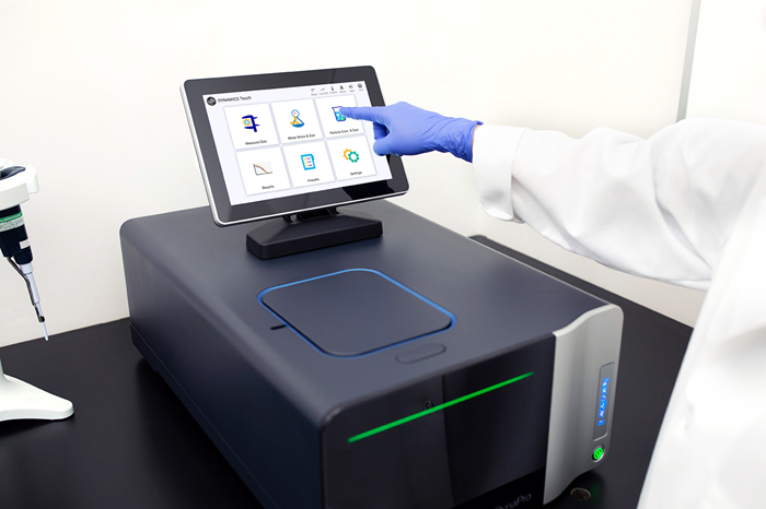 DynaPro NanoStar Dynamic Light Scattering detector