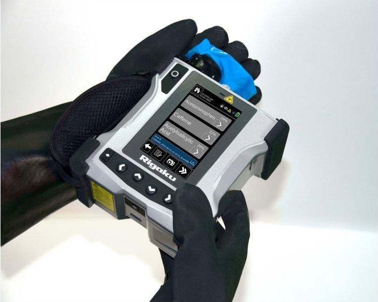 CQL Gen-ID handheld 1064 nm Raman analyzer