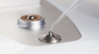 The Helium 1 µL Spectrophotometer for research and teaching applications