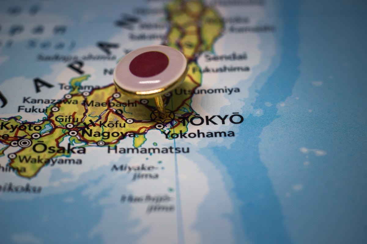 Study: Impact of modifiable healthy lifestyle adoption on lifetime gain from middle to older age. Image Credit: Zarko Prusac/Shutterstock