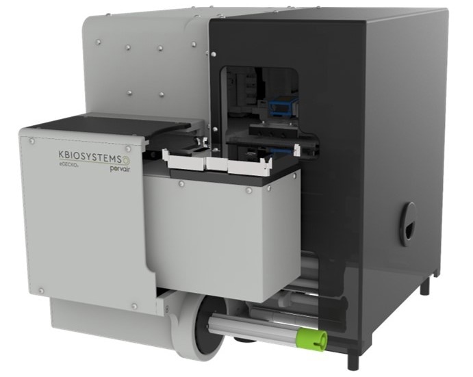 Automated barcode applicator for microplates and petri dishes