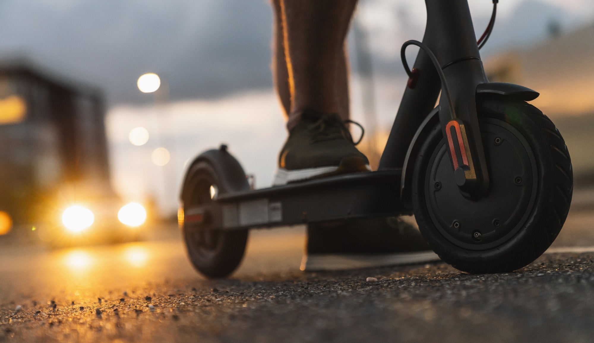 Study: Association of Nighttime Speed Limits and Electric Scooter–Related Injuries. Image Credit: r.classen / Shutterstock