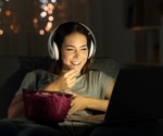 Study finds social and psychological factors fuel teen cravings for ultra-processed foods during screen time