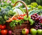 Low-acid diets with fruits and vegetables significantly improve kidney and heart health in hypertension patients