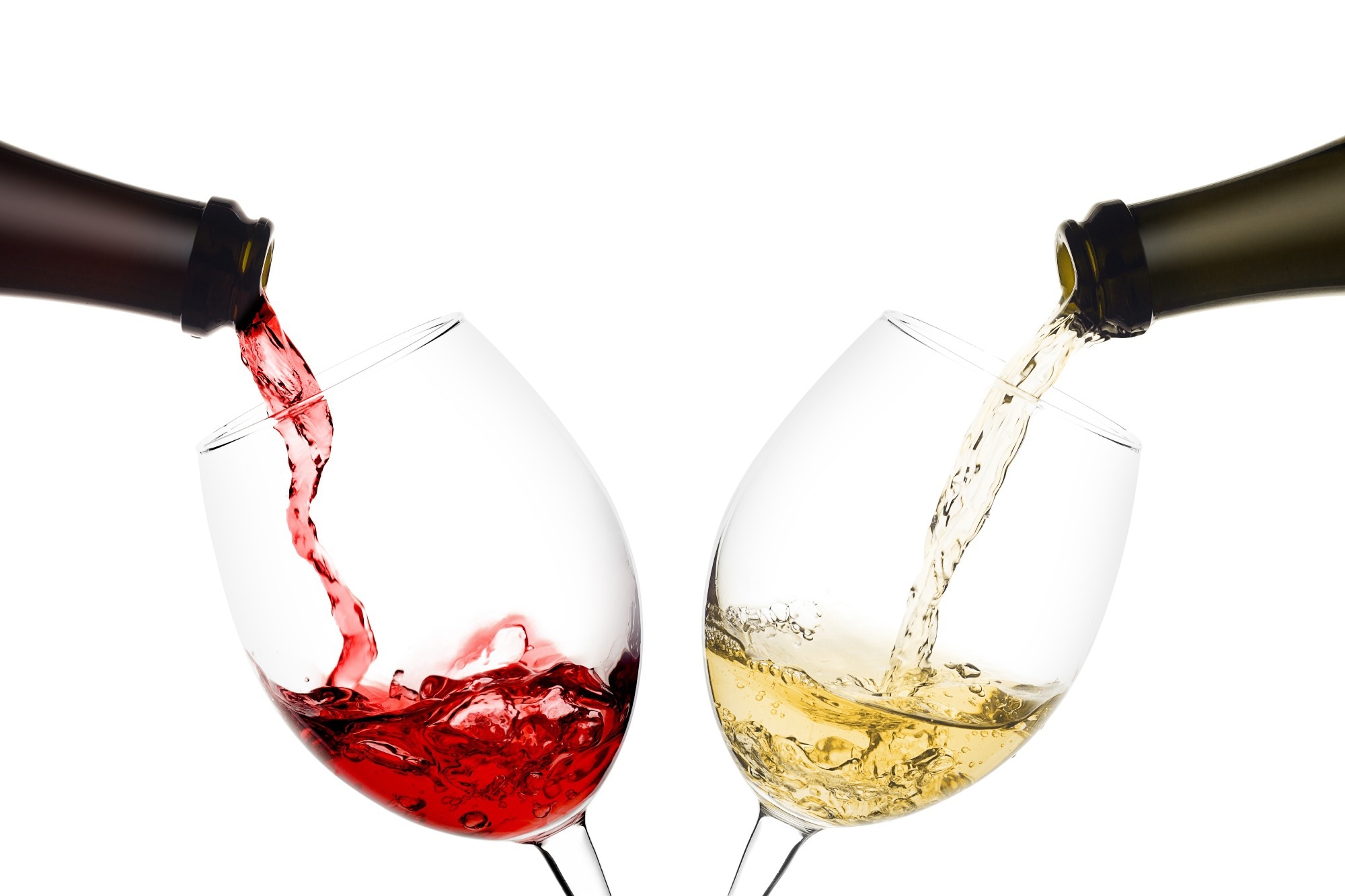 Review: Consumption of Red Versus White Wine and Cancer Risk: A Meta-Analysis of Observational Studies. Image Credit: grey_and / Shutterstock