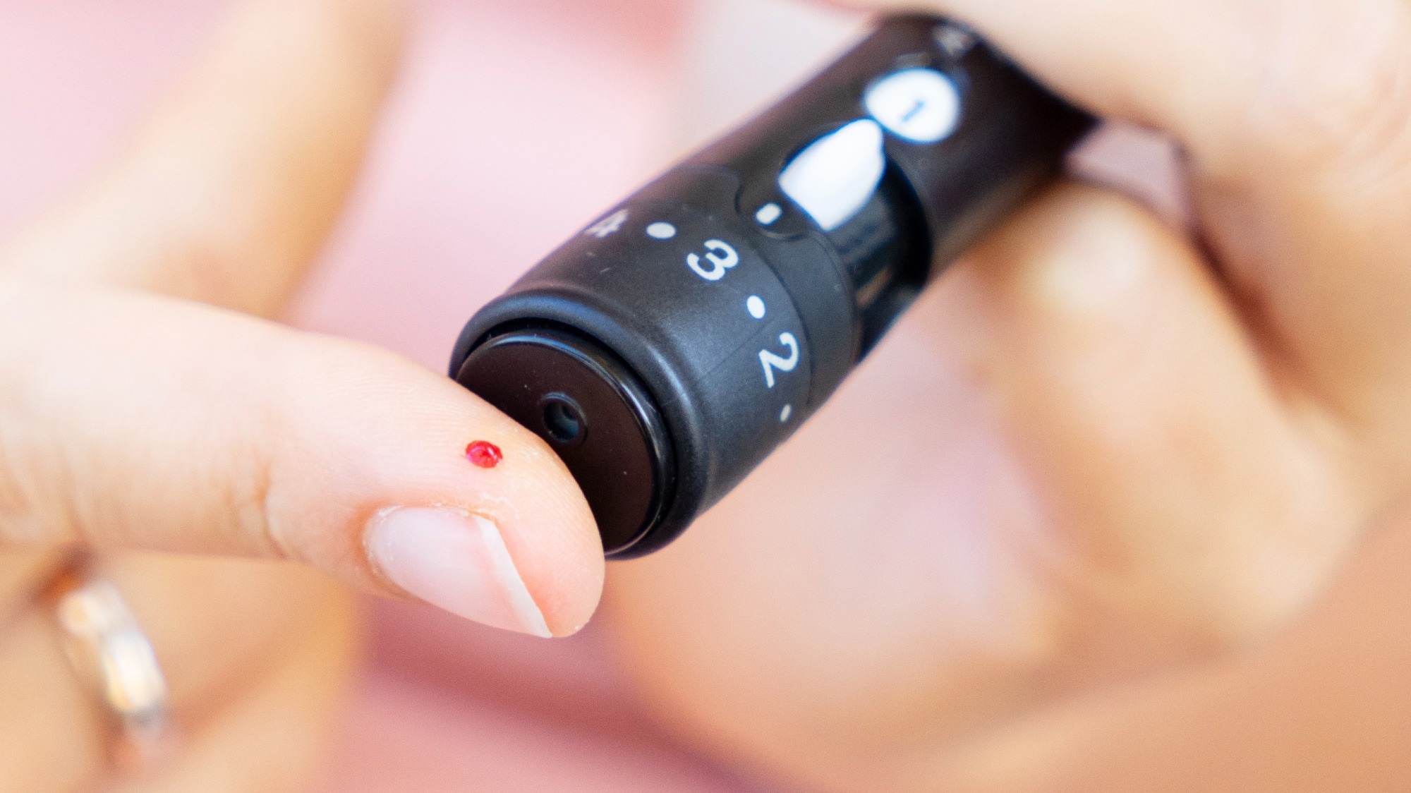 Study: Factors related to reversal of prediabetes in patients from a cardiovascular risk program during 2019 - 2023. Image Credit: Neirfy / Shutterstock