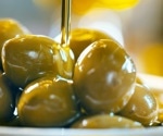 How does olive oil affect gut health?