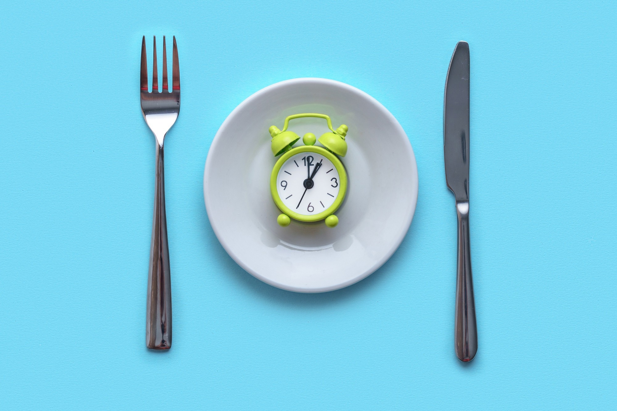 Study: Effects of timing and eating duration of time restricted eating on metabolic outcomes: systematic review and network meta-analysis. Image Credit: goffkein.pro / Shutterstock
