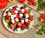 Study: Mediterranean diet high in vegetable fats does not lead to weight gain compared to low-fat diet